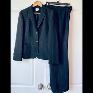 Ann Taylor Crepe Pinstripe Suit